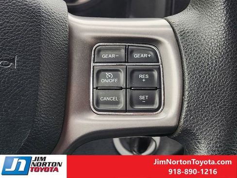 Used 2021 RAM 1500 Classic SLT AWD/4WD image 29
