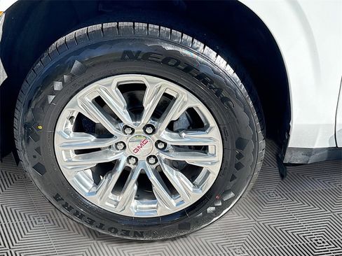 Used 2021 GMC Yukon XL SLT image 35