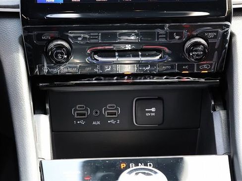 New 2025 Jeep Grand Cherokee L Limited image 13