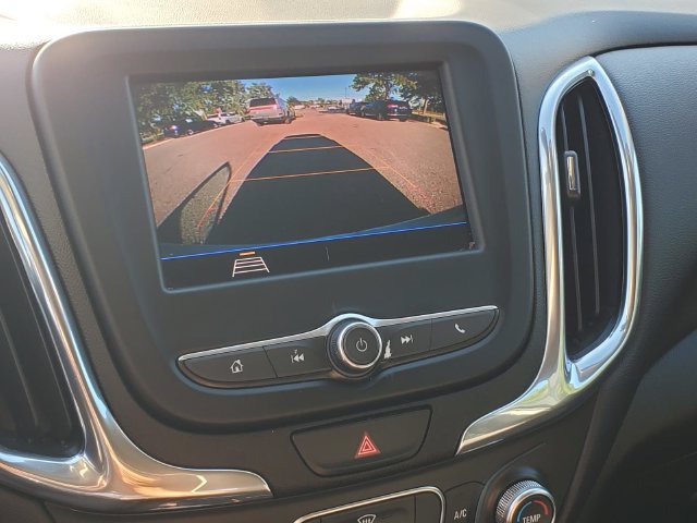 Used 2020 Chevrolet Equinox LT FWD image 21