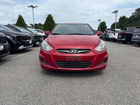 Used 2014 Hyundai Accent GLS FWD image 6