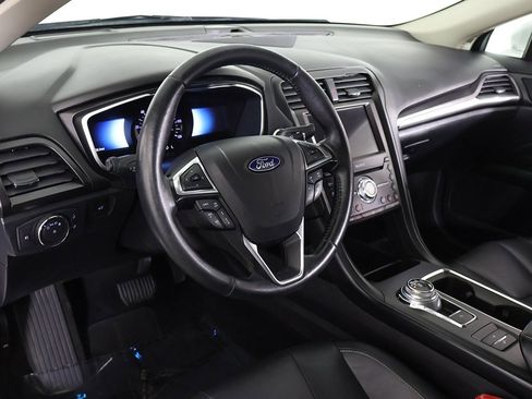Used 2020 Ford Fusion Energi Titanium image 27