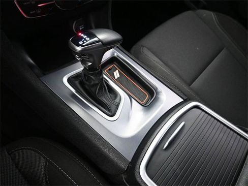 Used 2020 Dodge Charger SXT image 23