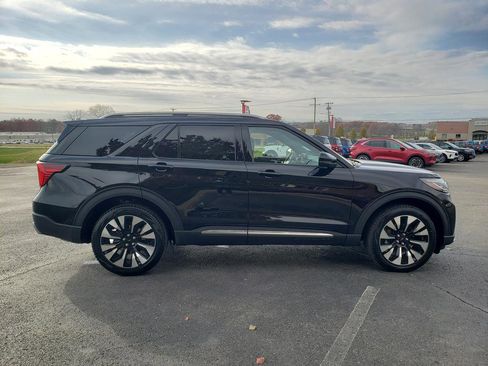 New 2026 Ford Explorer Platinum w/ LUX Leather Package image 9