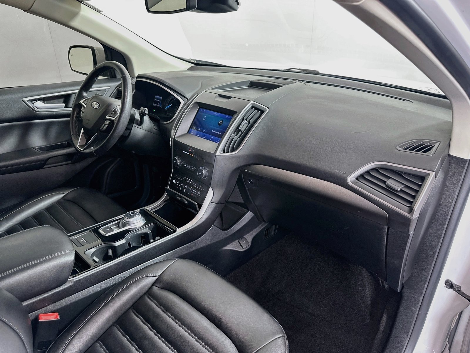 Used 2020 Ford Edge SEL w/ Convenience Package FWD image 28