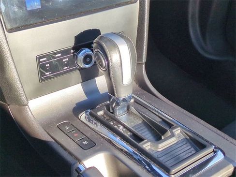 Used 2014 Ford Mustang GT image 17