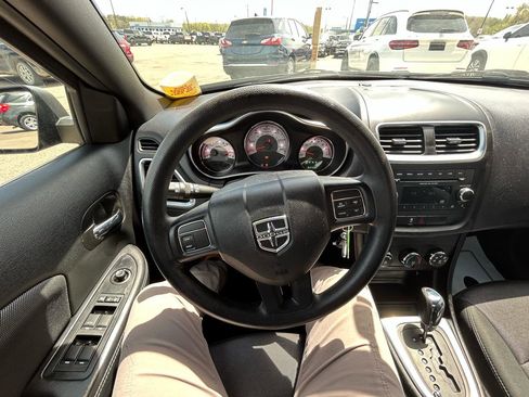 Used 2013 Dodge Avenger SE w/ Blacktop Pkg FWD image 27