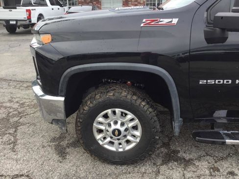 Used 2022 Chevrolet Silverado 2500 LT w/ Convenience Package AWD/4WD image 19