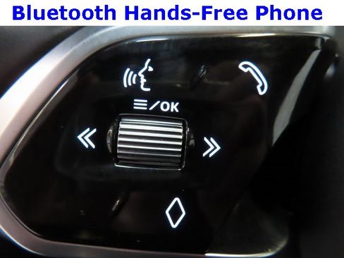 Used 2024 Jaguar F-PACE R-Dynamic S image 22