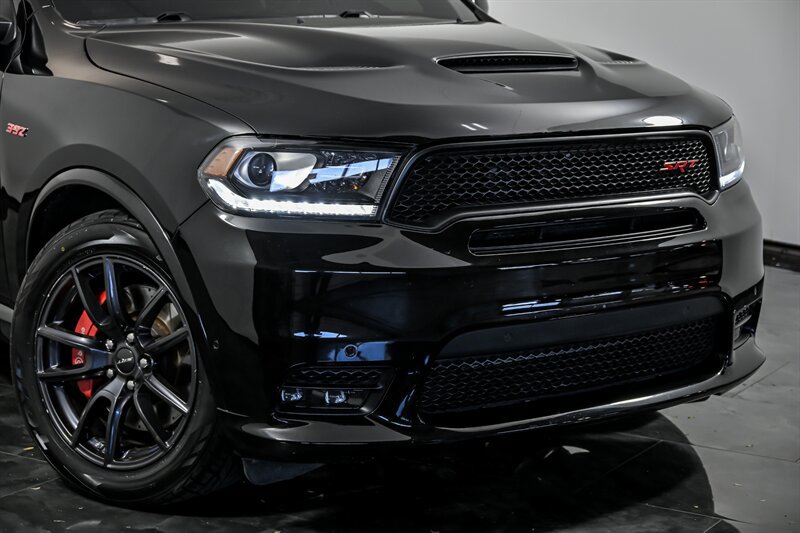 Used 2018 Dodge Durango SRT w/ Trailer Tow Group IV AWD/4WD image 2