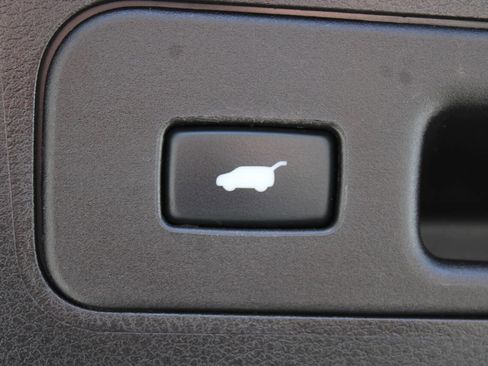 Used 2017 Acura MDX SH-AWD image 19