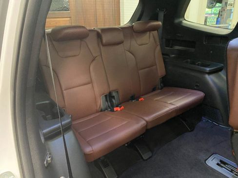 Used 2024 Kia Telluride SX image 15