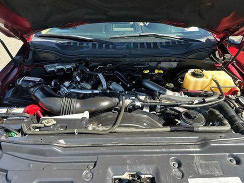 Used 2017 Ford F250 Lariat w/ Lariat Value Package AWD/4WD image 8