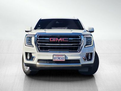 Used 2022 GMC Yukon SLT w/ SLT Luxury Package