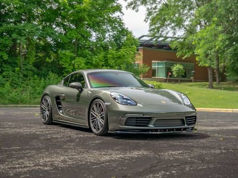 Used 2024 Porsche 718 Cayman S RWD image 29