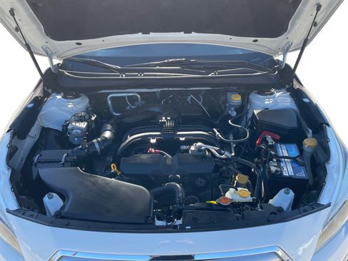 Used 2017 Subaru Outback 2.5i Premium image 6