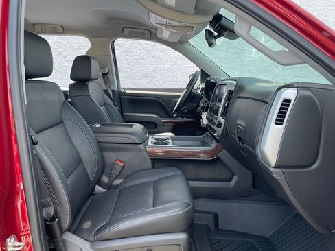 Used 2018 GMC Sierra 1500 SLT AWD/4WD image 31