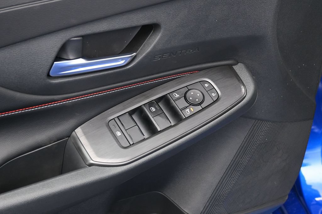 New 2026 Nissan Sentra SR w/ Floor Mat Package FWD image 14