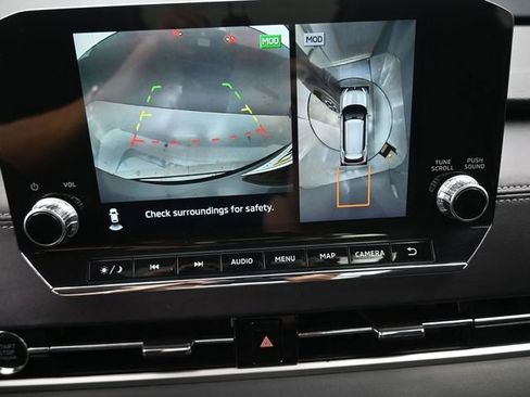 Used 2024 Mitsubishi Outlander SEL image 7