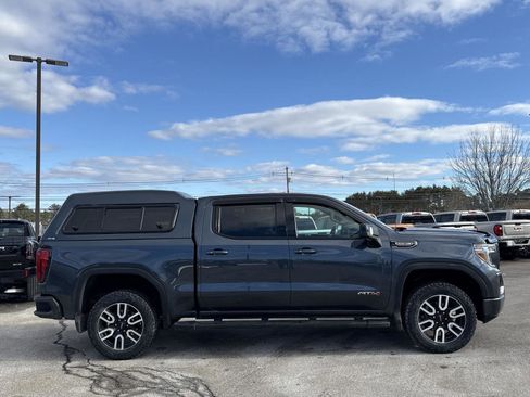 Used 2021 GMC Sierra 1500 AT4 w/ AT4 Value Package image 4