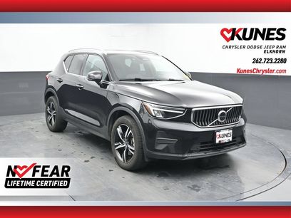 Used 2025 Volvo XC40 B5 Core