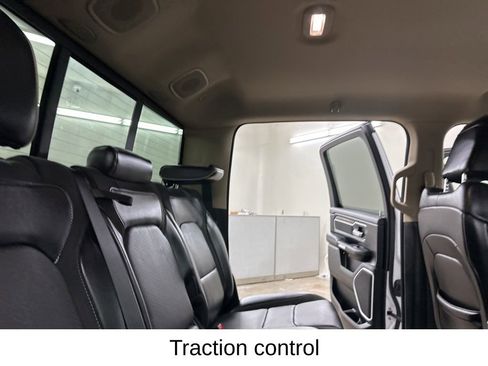 Used 2020 RAM 1500 Laramie AWD/4WD image 27