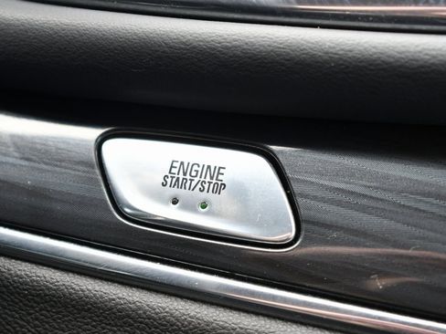 Used 2024 Buick Enclave Premium image 24