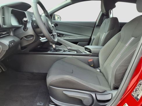 New 2025 Hyundai Elantra Sport image 12
