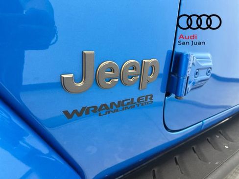 Used 2022 Jeep Wrangler Unlimited Rubicon w/ Trailer Tow Package image 8