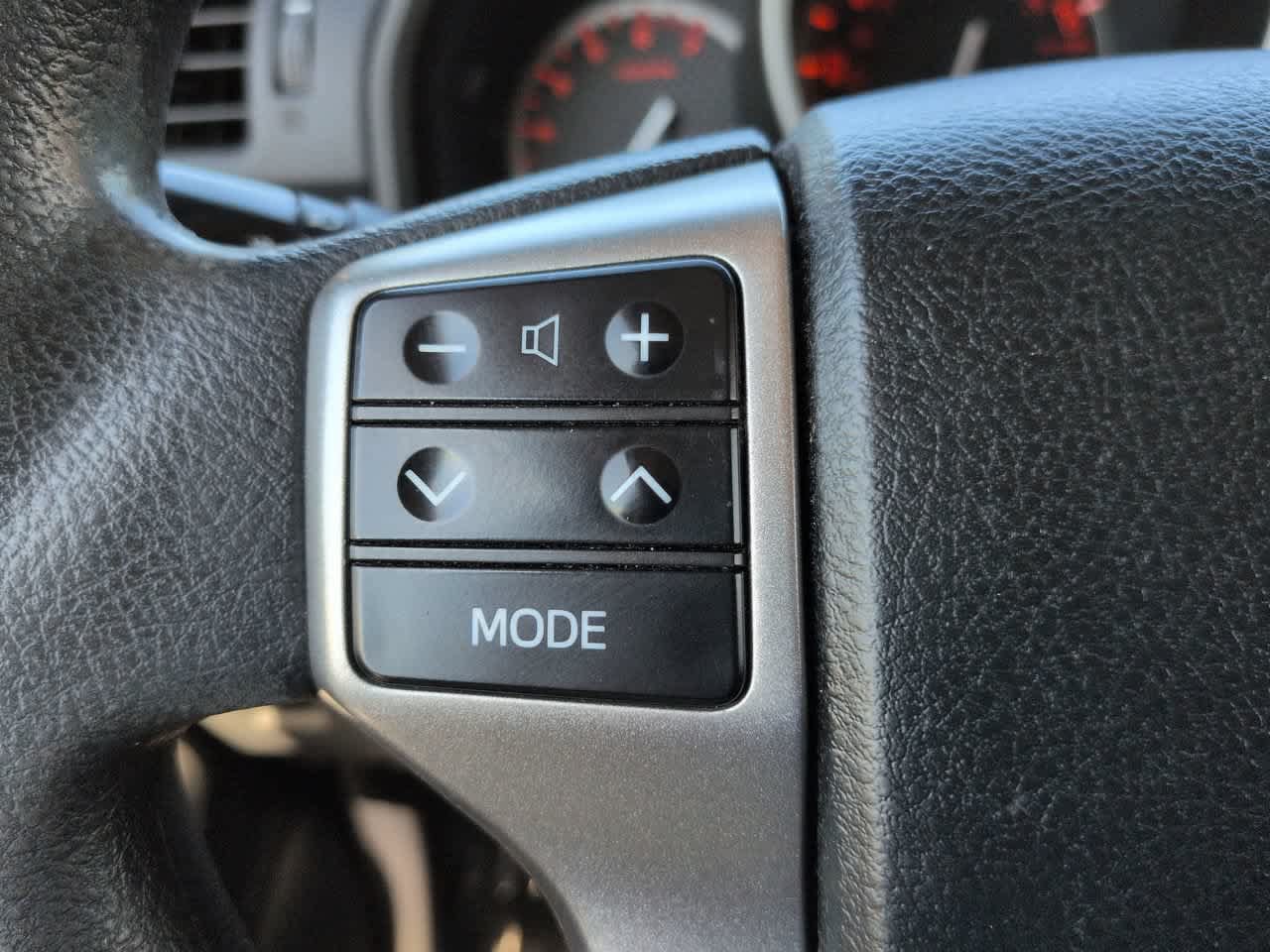 Used 2013 Toyota 4Runner SR5 w/ Convenience Pkg AWD/4WD image 23