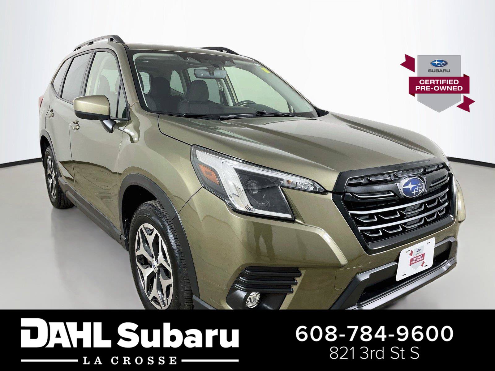 Used 2024 Subaru Forester Premium AWD/4WD image 1