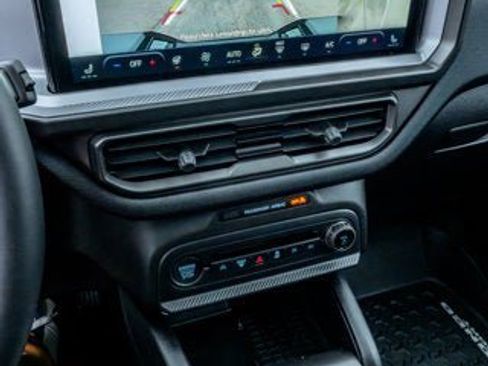 Used 2025 Ford Bronco Sport Outer Banks w/ Outer Banks Tech Package+ image 36