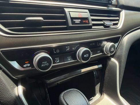 Certified 2022 Honda Accord LX image 31