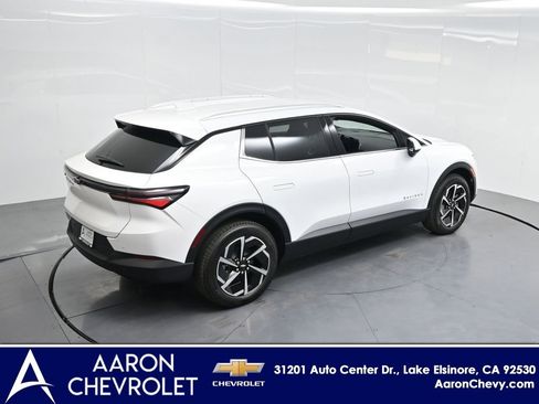 New 2026 Chevrolet Equinox EV LT image 46