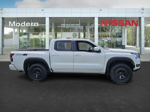 New 2025 Nissan Frontier PRO-4X w/ Pro Premium Package image 3