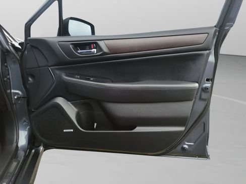 Used 2016 Subaru Legacy 2.5i Limited image 35