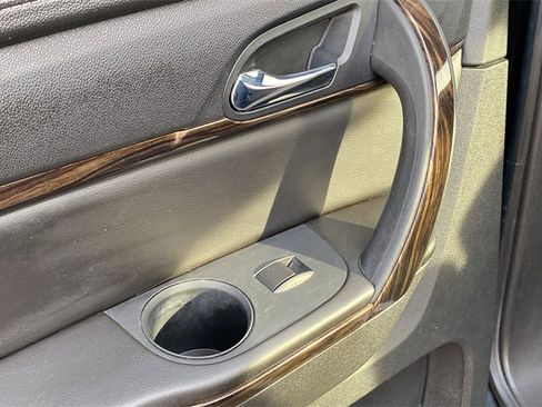 Used 2016 GMC Acadia Denali image 13