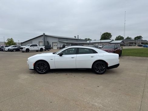 New 2026 Dodge Charger R/T AWD/4WD image 4
