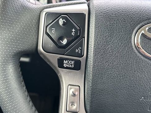 Used 2022 Toyota 4Runner Limited AWD/4WD image 22