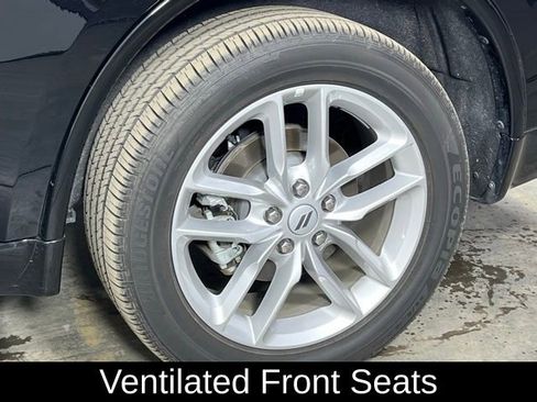 Used 2025 Dodge Durango GT image 42