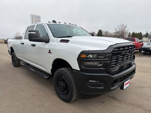 New 2026 RAM 2500 Tradesman AWD/4WD image 4