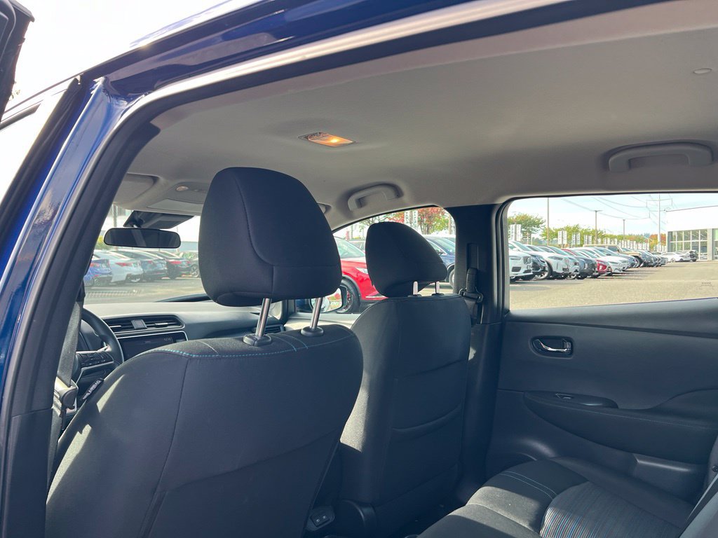Used 2025 Nissan Leaf S FWD image 11