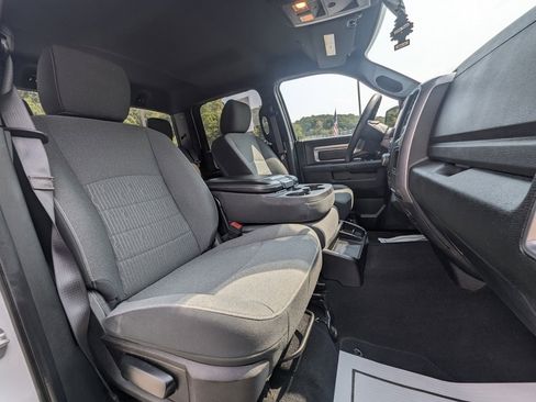 Used 2021 RAM 1500 Classic Warlock image 25