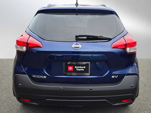 Used 2020 Nissan Kicks SV image 4
