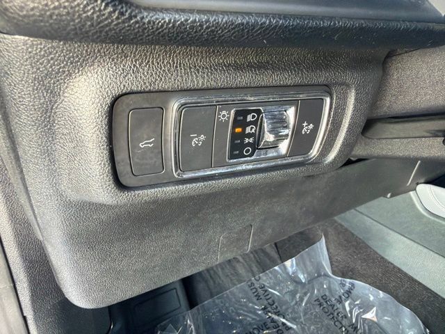 Certified 2020 Lincoln Corsair FWD w/ Equipment Group 101A image 23
