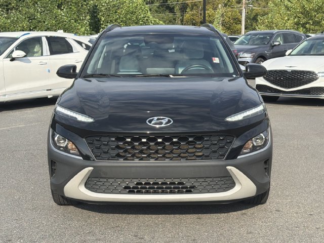 Used 2022 Hyundai Kona SEL w/ Convenience Package FWD image 2