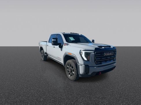 Used 2025 GMC Sierra 3500 AT4 w/ AT4 Premium Plus Package AWD/4WD image 3