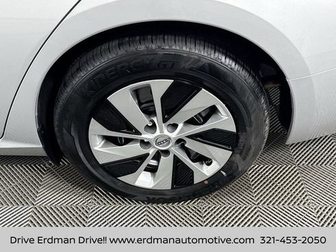 Certified 2025 Nissan Altima 2.5 S image 4