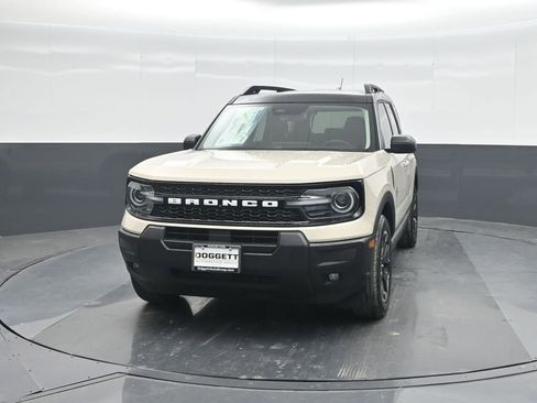 New 2025 Ford Bronco Sport Outer Banks image 5