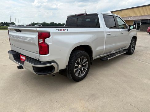 Used 2021 Chevrolet Silverado 1500 LT w/ Convenience Package II image 6